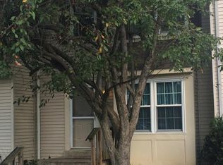3328 Oakshade Ct, Fairfax, VA 22033