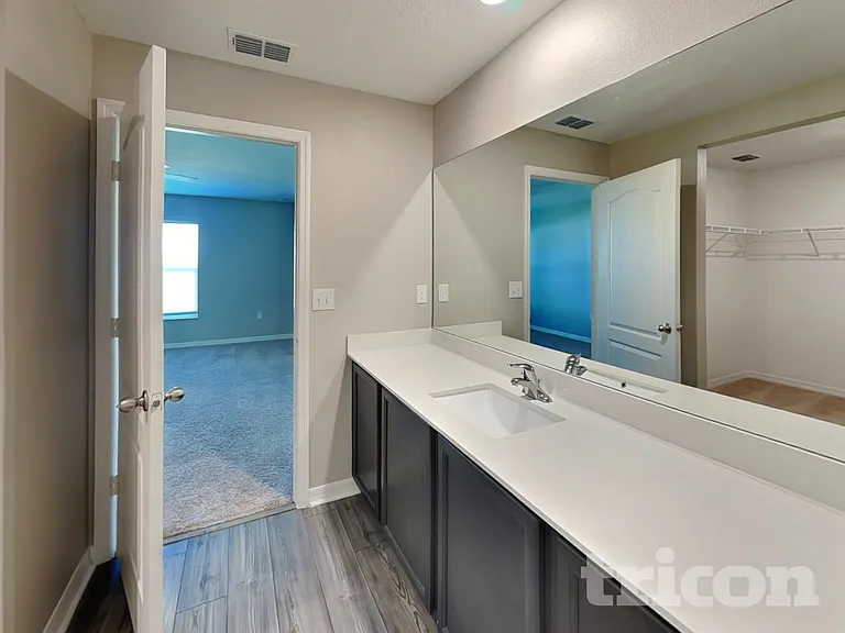 449 Kensington View Dr — Photo 13