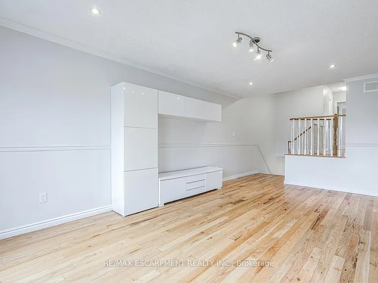2790 Huntingdon Trl — Photo 13