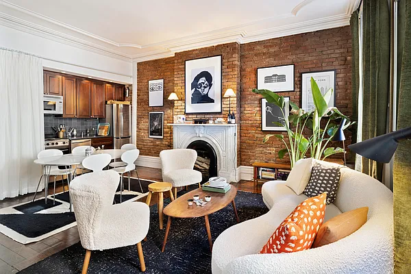 Rented by Douglas Elliman | media 9