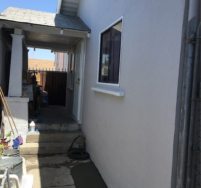 1st image of 6024 S Vermont Ave
