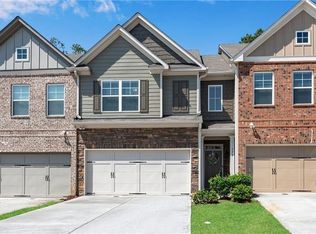 179 Arbor Crowne Dr, Lawrenceville, GA 30045