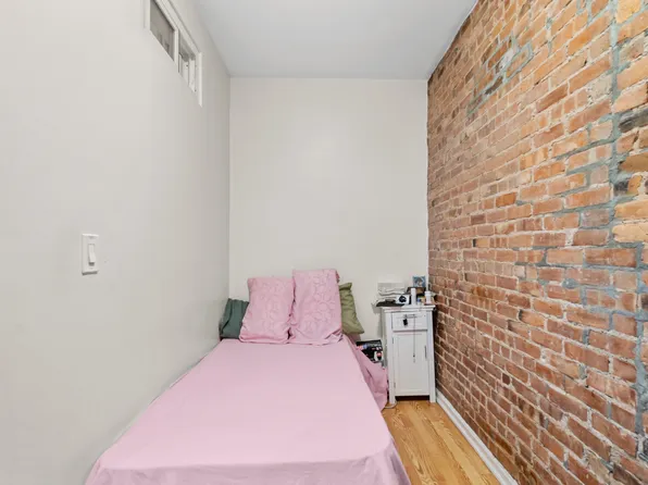 430 West 46th Street image 10 of 14