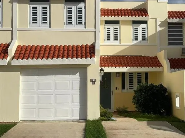 3 Gables Breeze #29, Dorado, PR 00646