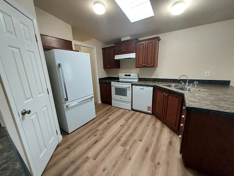 10808 22nd Avenue Ct E #13 — Photo 11