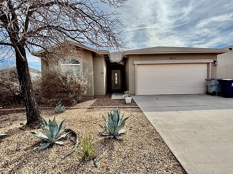 5810 Redstone Mesa Ct — Photo 2