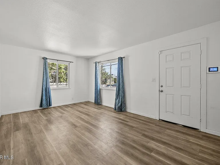 1135 W Pillsbury St #1135 — Photo 11