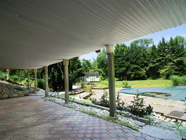 4300 Old Lincoln Hwy — Photo 39