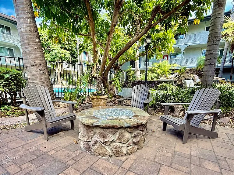 Coast Apartments — Photo 40