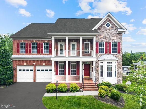 42712 Mount Auburn Pl, Ashburn, VA 20148