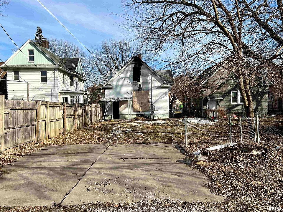 2nd image of 1520 12th St