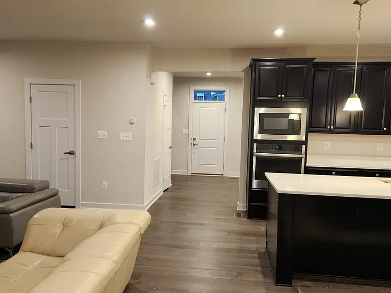 113 Coopers Hawk Dr #113 — Photo 6