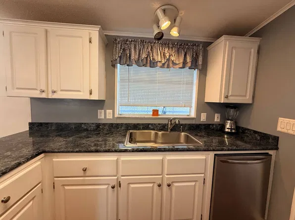 131 E Sterling Way, Leesburg, FL 34788