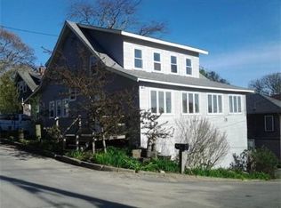 13 Gray St, Buzzards Bay, MA 02532