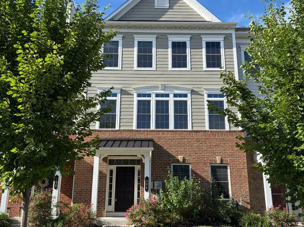 506 Cliff Ln, Malvern, PA 19355
