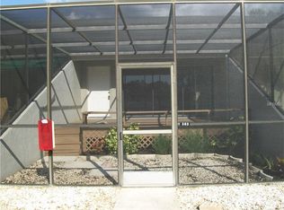 353 Bobby Jones Rd, Sarasota, FL 34232