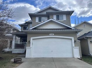 206 W Sierra Nevada Close SW, Calgary, AB T3H 3H6