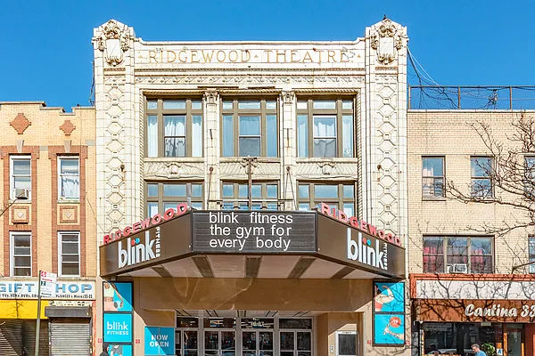 Rented by MySpaceNYC | media 55