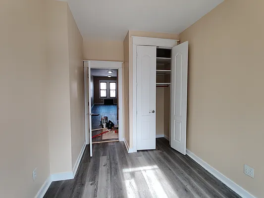 Rented by Signature Property Realty | media 28