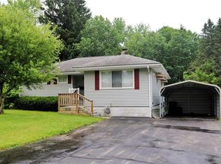 2039 Landay Ln, Farrell, PA 16121