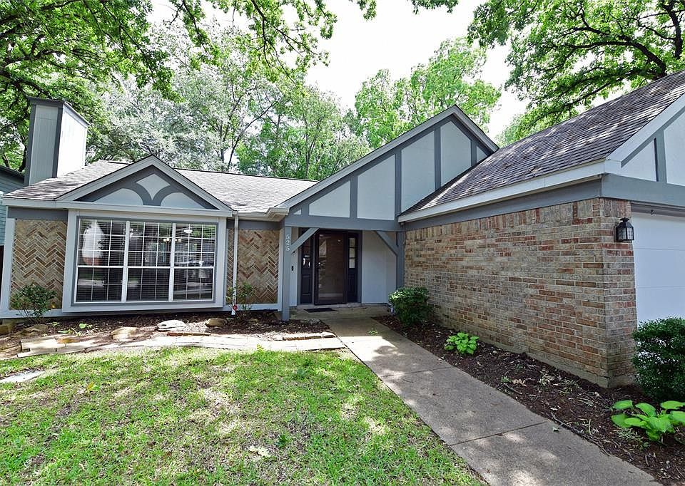 1st image of 525 Blair Meadow Dr