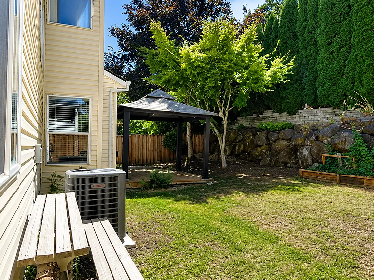 13534 SW Liden Dr — Photo 27