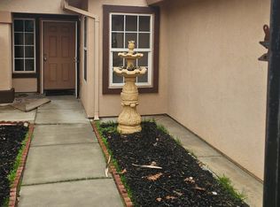 1701 Rancho Dr, Ceres, CA 95307