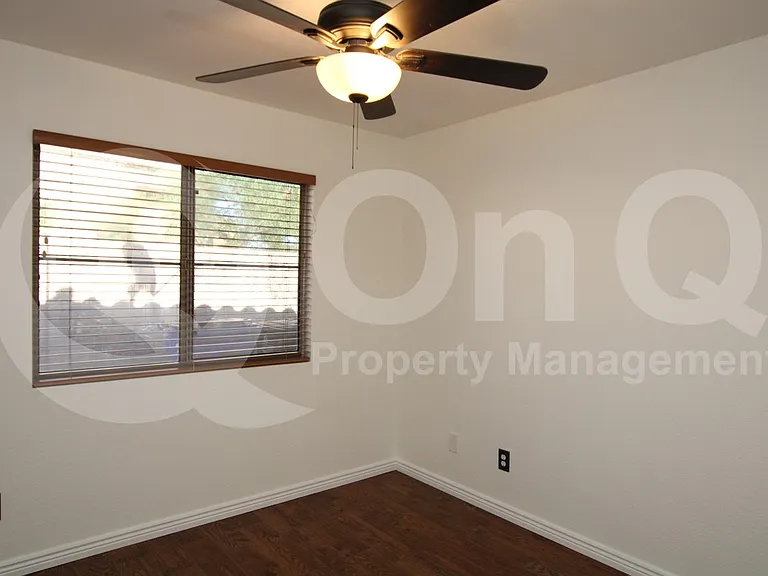 3292 E San Angelo Ave — Photo 15