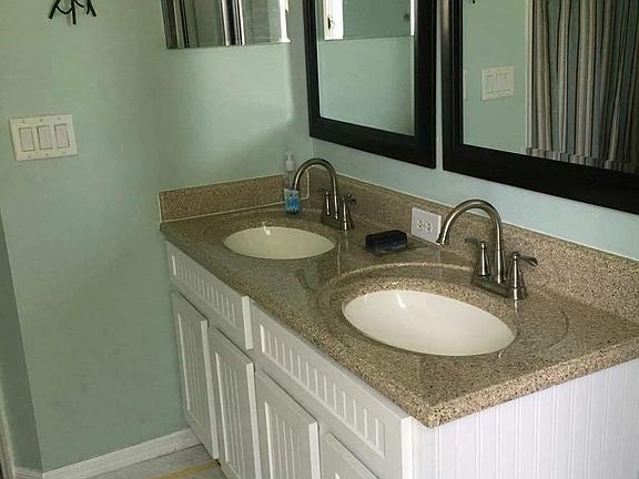 2nd image of 4033 Wilkes Dr