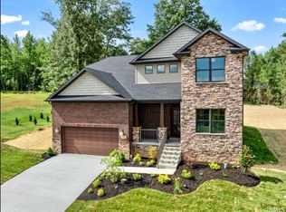 600 Whitetail Ct, Evansville, IN 47711