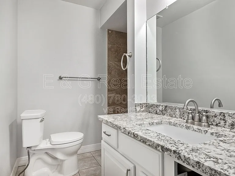 3905 S Mill Ave — Photo 18