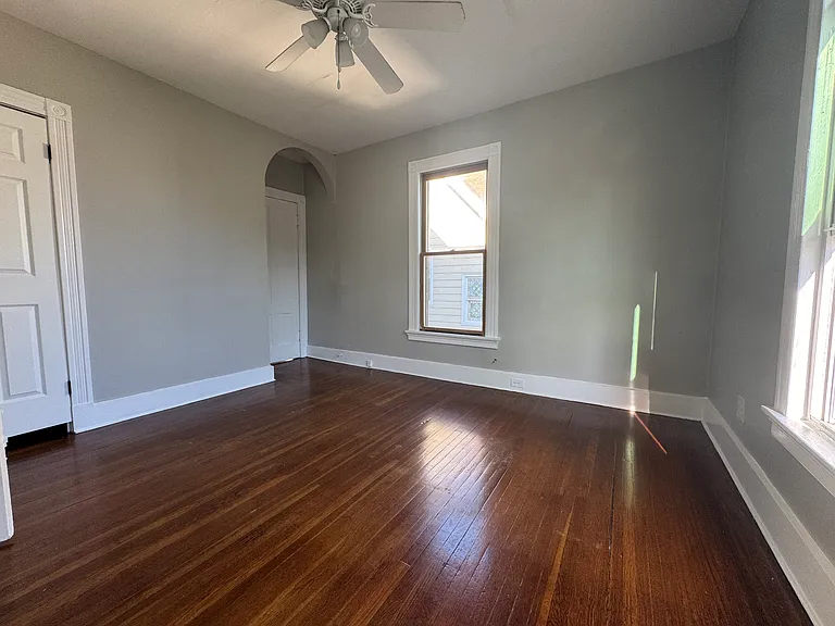 117 Maple St #117 — Photo 12