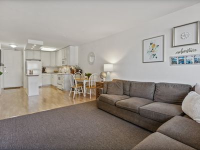 2020 N Lincoln Park W APT 5C, Chicago, IL, 60614