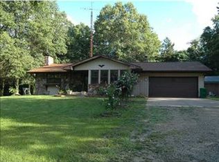 26433 Southport Dr, South Bend, IN 46628