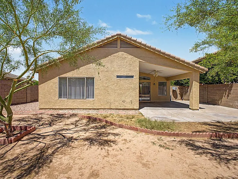 7043 W Phelps Rd — Photo 30