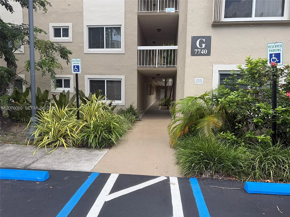 7740 Camino Real #G-105