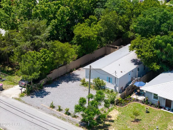 509 Dolphin Dr, Panama City Beach, FL 32413