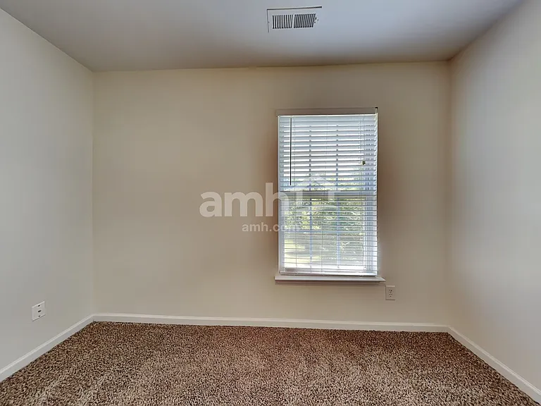 1440 Cantwell Ct — Photo 19