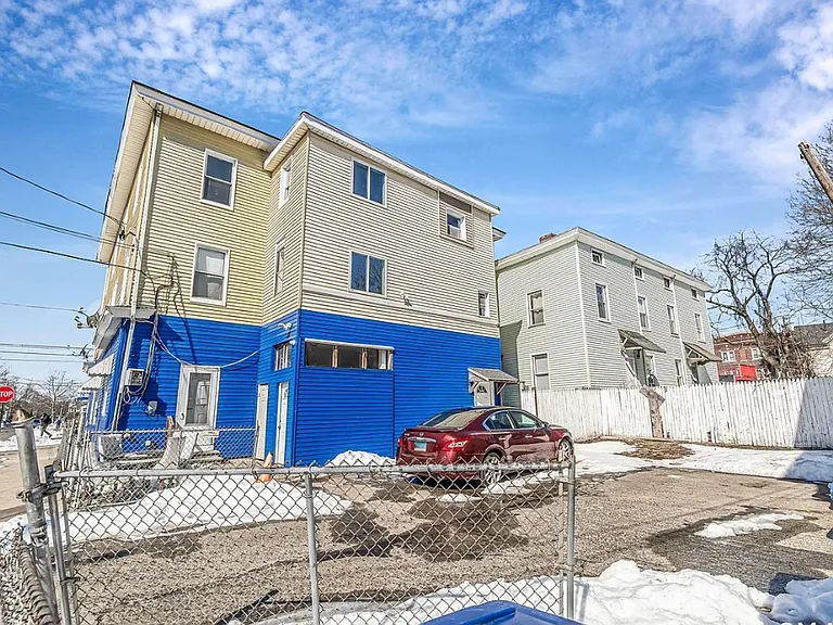 1220 Pembroke St — Photo 16