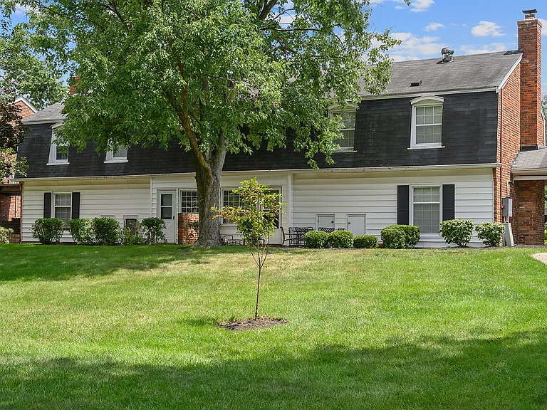 Olde Towne in Kenwood — Photo 28