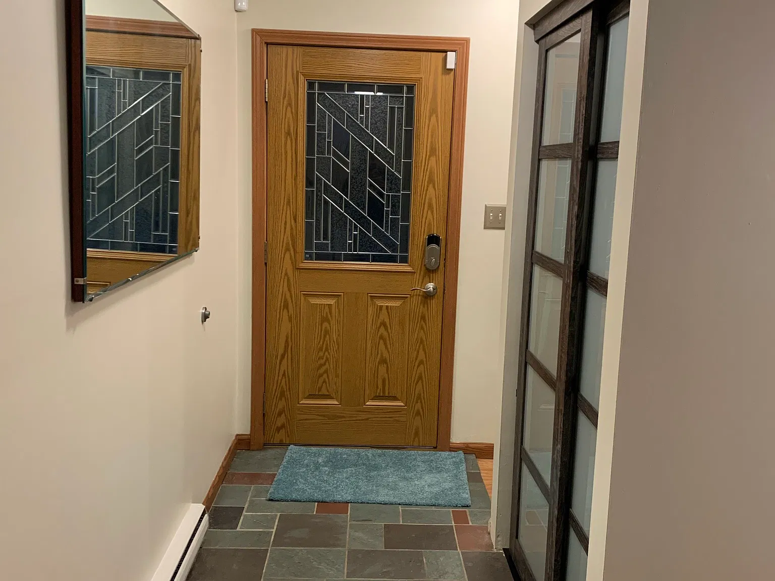 4 bed, 1929 sqft, $1,650 — Photo 4