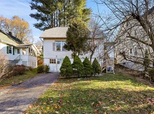 427 Depew St, Peekskill, NY 10566