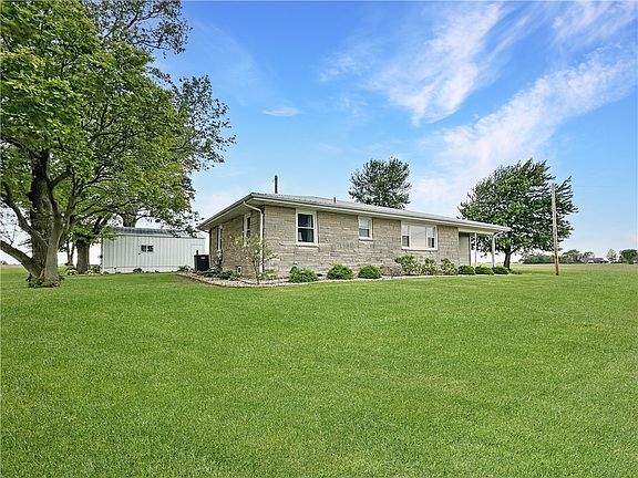 3rd image of 5158 E County Road 1100n