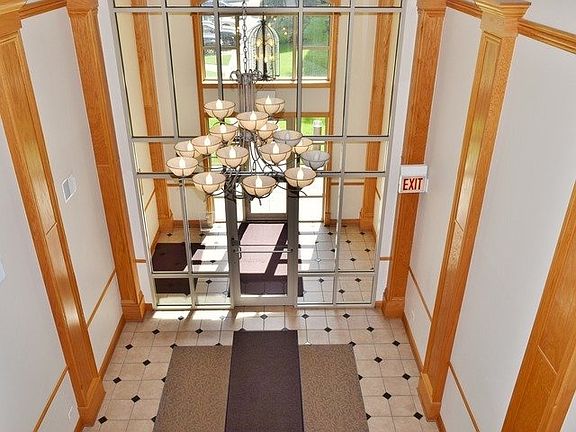 4th image of 8711 W Bryn Mawr Ave APT 305