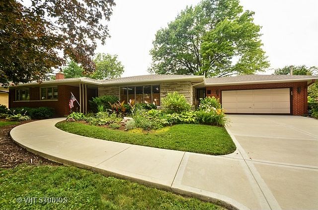 1st image of 848 Damico Dr #D