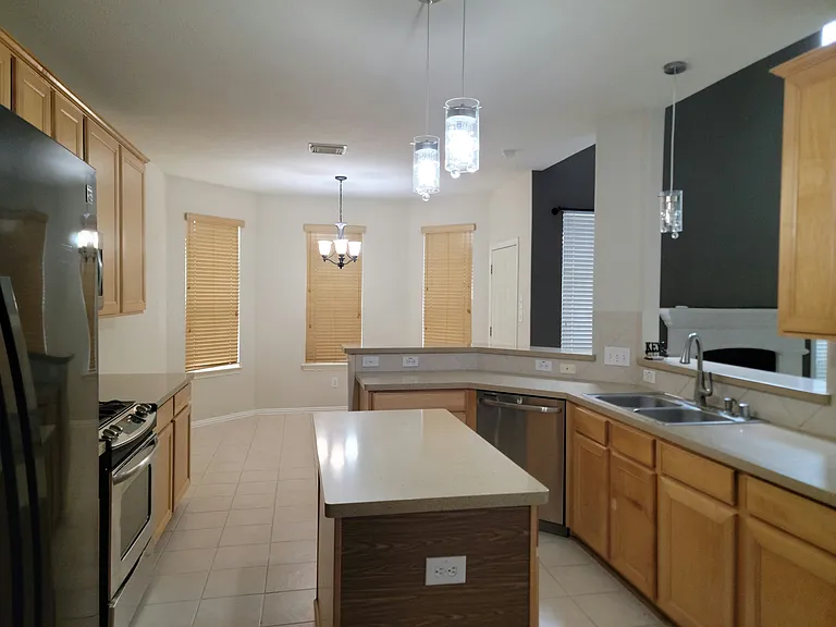 29710 S Legends Chase Ct — Photo 7