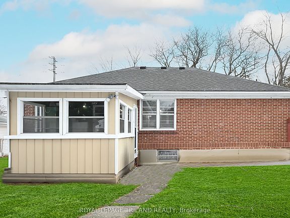 3rd image of 457 Boler Rd