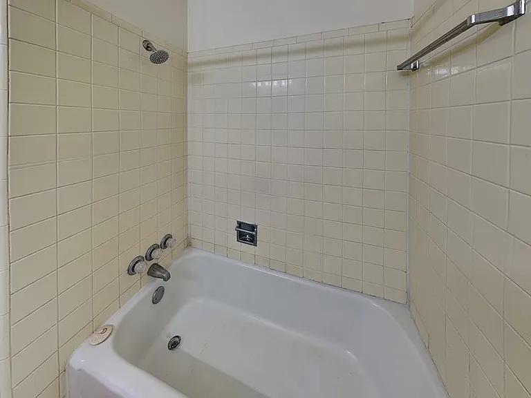 5311 Purington Ave — Photo 12