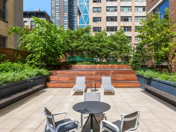 301 West 53rd Street image 12 of 12