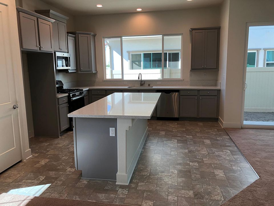 2nd image of 15639 Palomino Dr